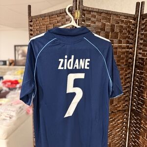 Zidane Real Madrid Retro Soccer Jersey ⚽️